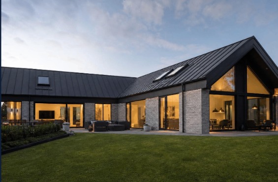 Villa med zinktag